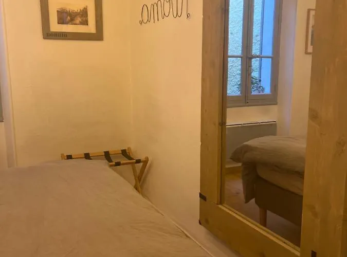 Au Coeur De *